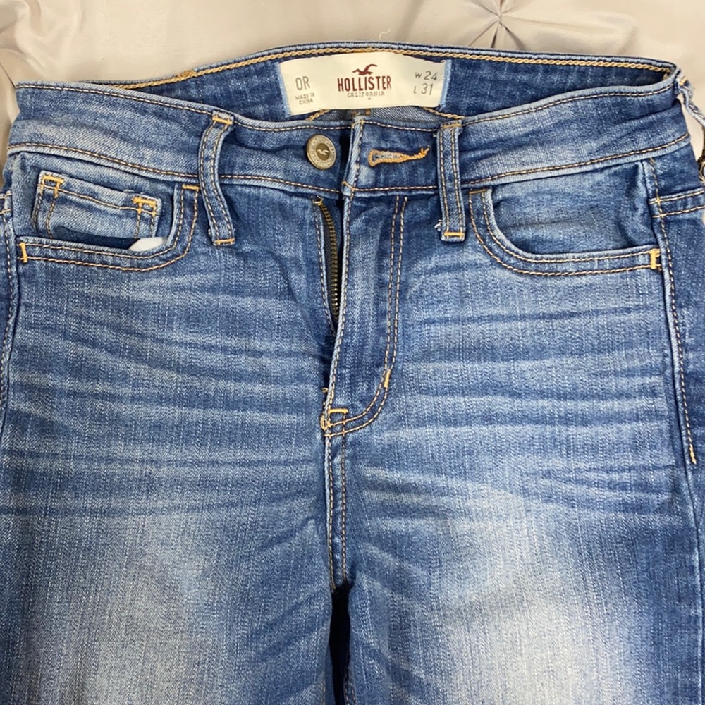 Hollister jeans